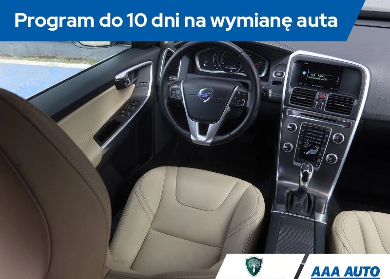 Volvo XC 60 cena 94000 przebieg: 132411, rok produkcji 2015 z Przysucha małe 254